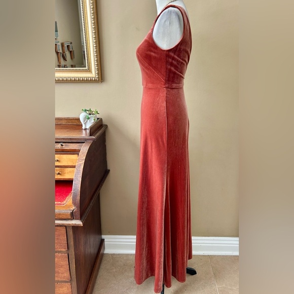Jenny Yoo Logan Rose Deep V Neck Velvet Sleeveless Maxi Gown Size 2 - Picture 8 of 16